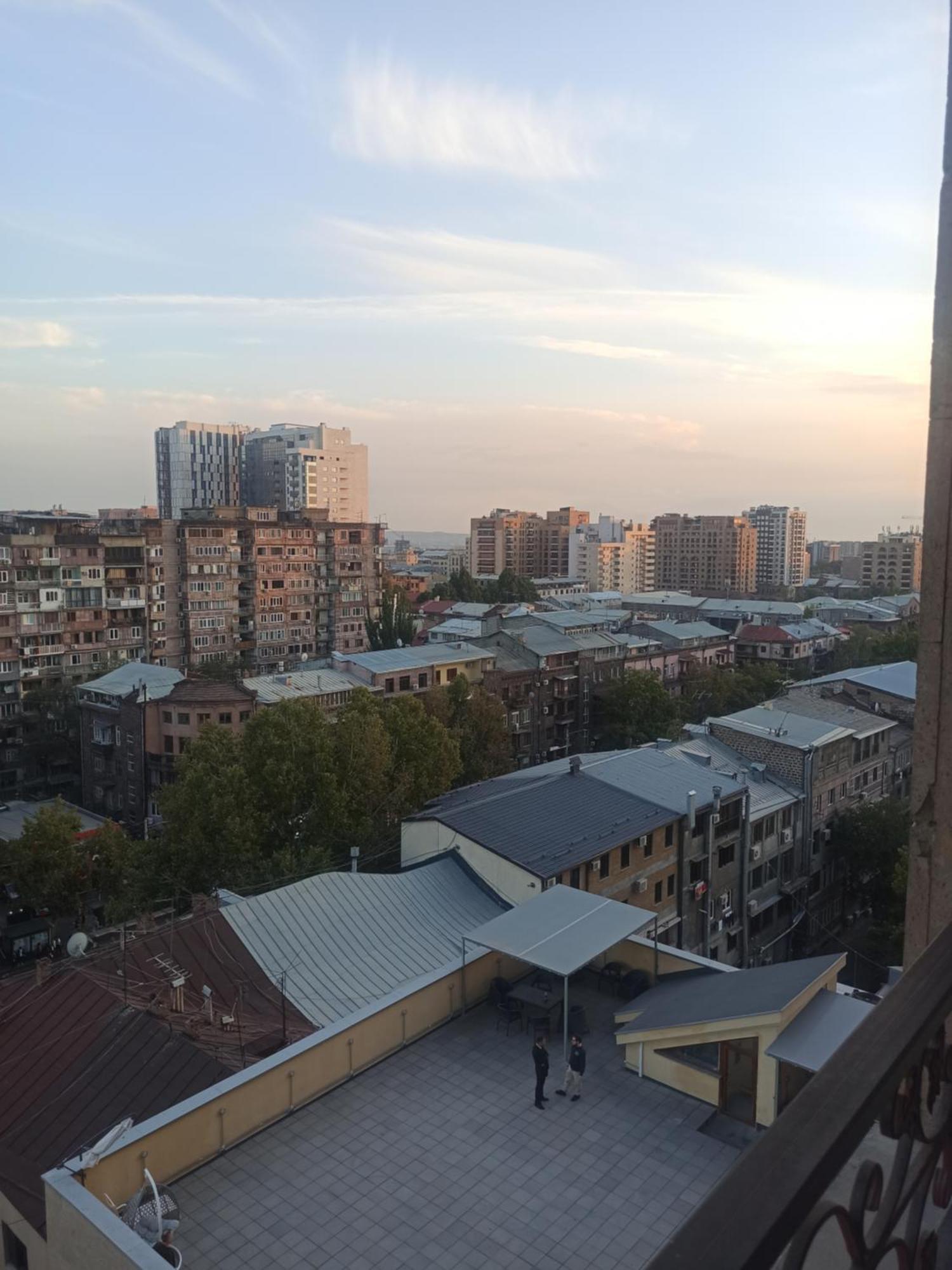 Красивая, Просторная Квартира В Самом Центре Еревана, Рядом С Оперным Театром. יירבאן מראה חיצוני תמונה